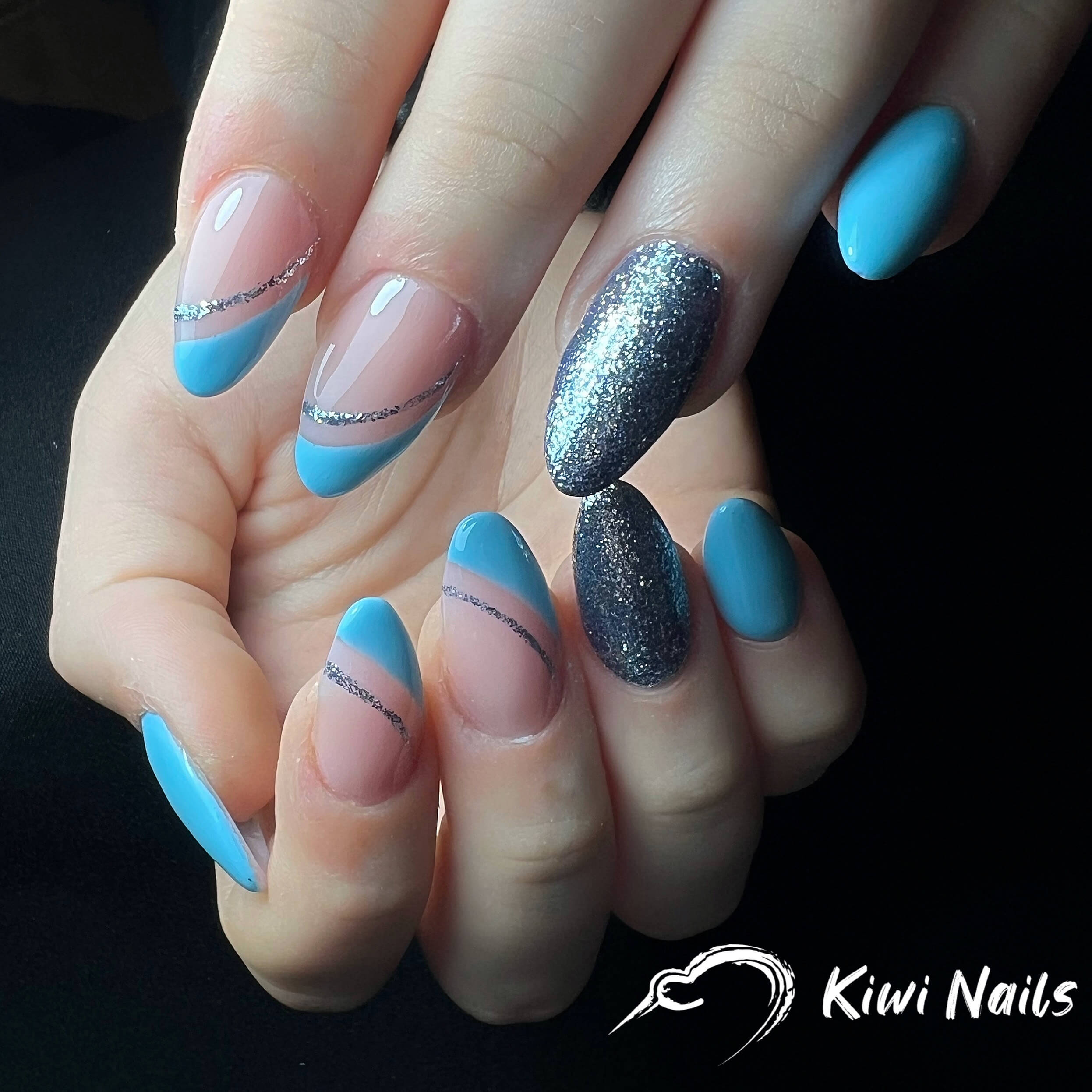 KiwiNails Speed Top Shine fedő zselé, gyorsan kötő fényzselé - kész köröm